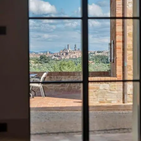 Exclusive Mami Villa Siena