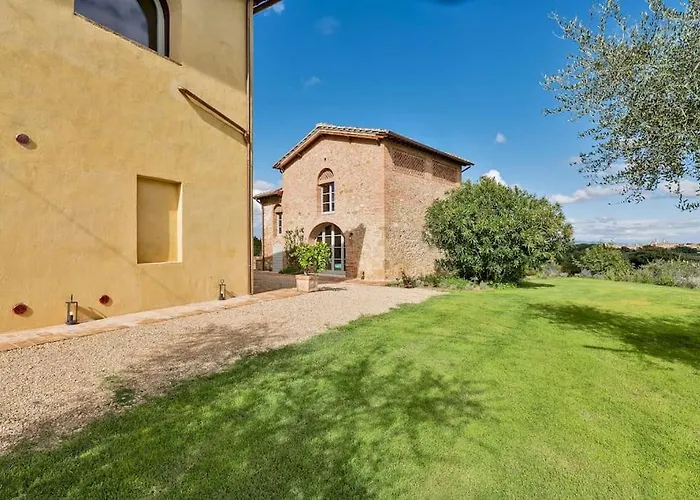 Exclusive Mami Villa