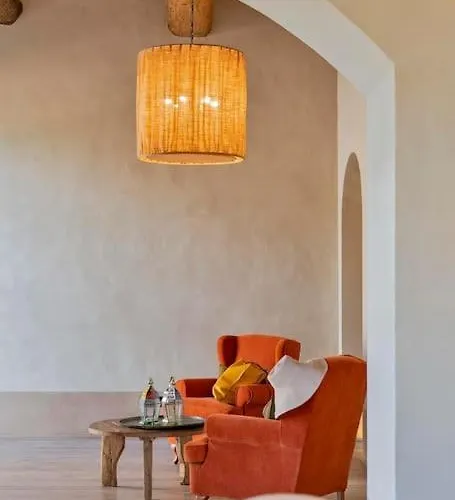 Exclusive Mami Siena