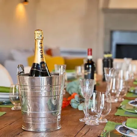 Exclusive Mami Villa