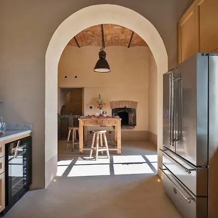 Exclusive Mami Villa Siena